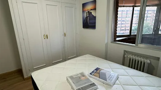Rooms in Madrid Salamanca - photo 4