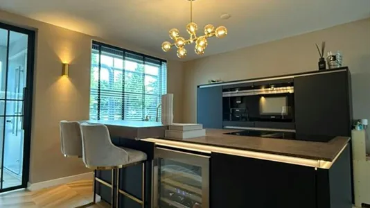 Houses in Location is not specified - photo 2