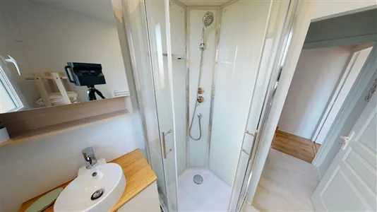 Rooms in Lyon - photo 7