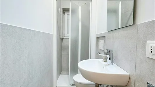 Rooms in Florence - photo 10