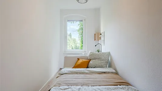 Rooms in Location is not specified - photo 1