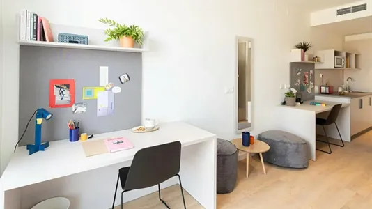 Rooms in Burjassot - photo 8