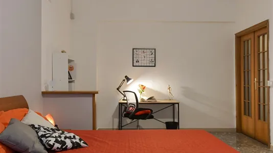 Rooms in Pozzuoli - photo 7