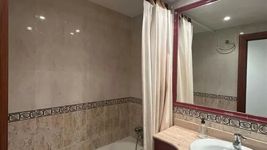 Rooms in Zaragoza - photo 3