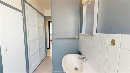 Apartments in Saint-Étienne - photo 10