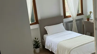 Room for rent in Padua, Veneto
