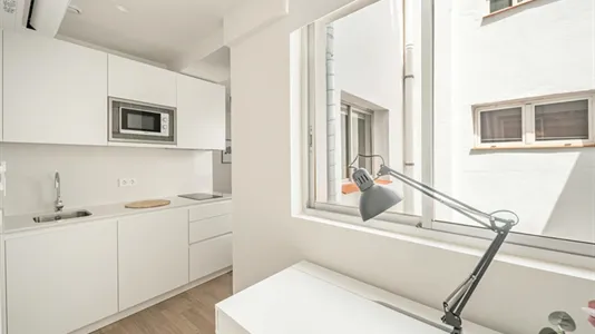 Rooms in Málaga - photo 6