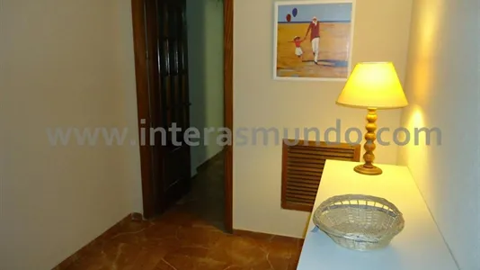 Rooms in Córdoba - photo 9