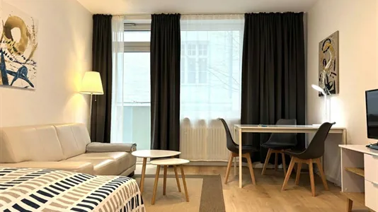 Apartments in Munich Schwabing-West - photo 2
