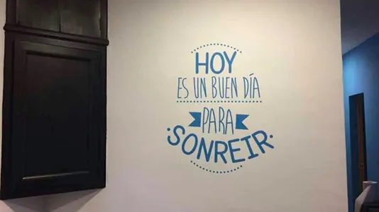 Rooms in Barcelona Ciutat Vella - photo 4