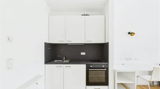 Apartments in Berlin Charlottenburg-Wilmersdorf - photo 2