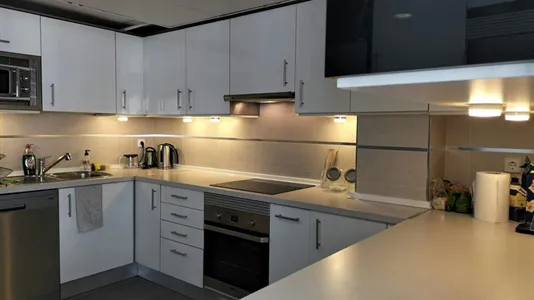 Rooms in Madrid Centro - photo 5