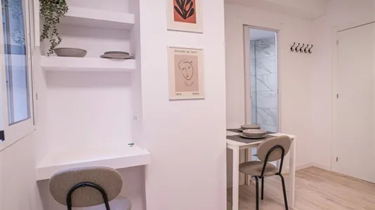 Rooms in Valencia Ciutat Vella - photo 5