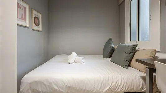Rooms in Barcelona Sant Andreu - photo 1