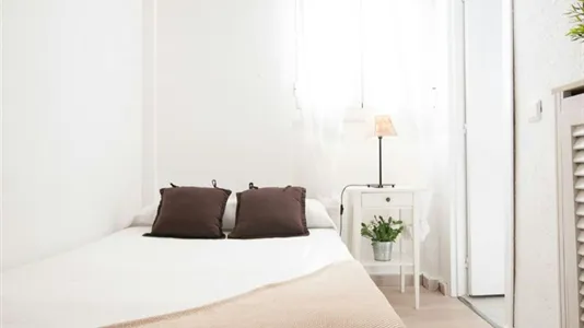 Rooms in Madrid Retiro - photo 10