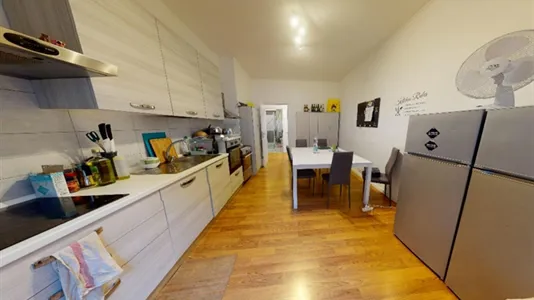 Rooms in Milano Zona 2 - Stazione Centrale, Gorla, Turro, Greco, Crescenzago - photo 10