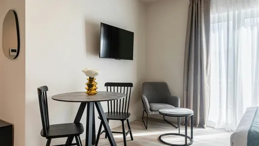 Apartments in Zografou - photo 2