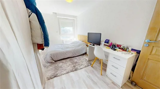 Rooms in Lyon - photo 2