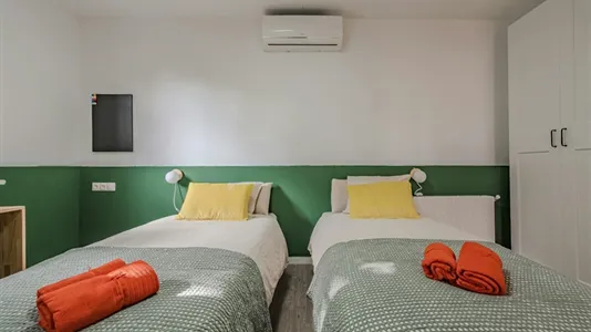 Rooms in Cerdanyola del Vallès - photo 2