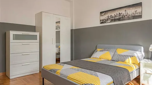 Rooms in Milano Zona 2 - Stazione Centrale, Gorla, Turro, Greco, Crescenzago - photo 1