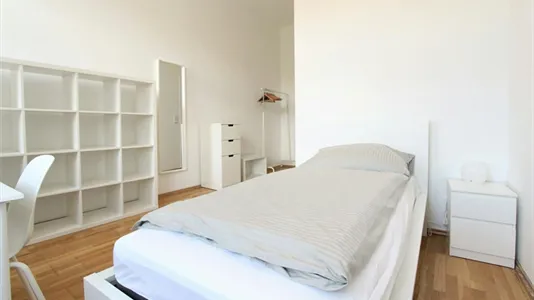 Apartments in Wien Neubau - photo 4