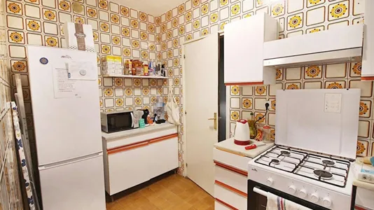 Rooms in Barcelona Eixample - photo 10