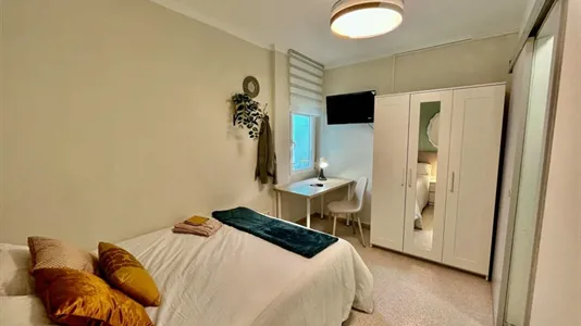 Rooms in Zaragoza - photo 2