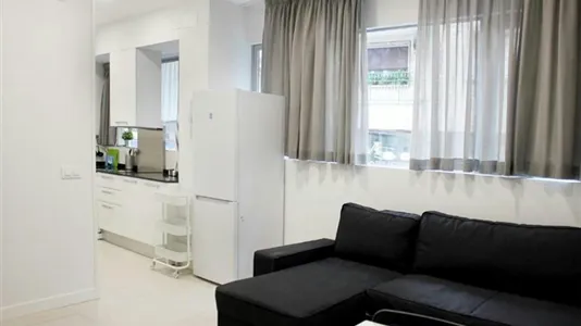 Apartments in Madrid Chamberí - photo 4