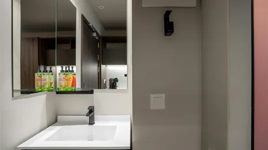 Rooms in Santiago de Compostela - photo 4