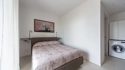 Apartments in Milano Zona 8 - Fiera, Gallaratese, Quarto Oggiaro - photo 5