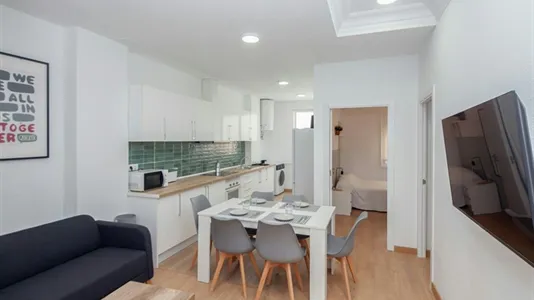 Rooms in Valencia Extramurs - photo 10