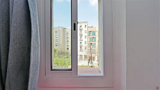 Rooms in Barcelona Ciutat Vella - photo 6