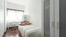 Room for rent, Lisbon (region), &lt;span class=&quot;blurred street&quot; onclick=&quot;ProcessAdRequest(10857438)&quot;&gt;&lt;span class=&quot;hint&quot;&gt;See streetname&lt;/span&gt;[xxxxxxxxxxxxx]&lt;/span&gt;