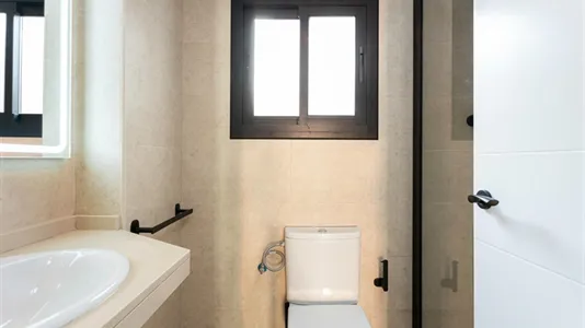 Rooms in Barcelona Sant Martí - photo 10