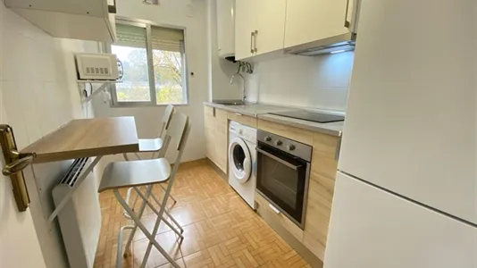 Rooms in Adaro - photo 7