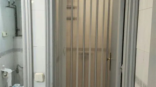 Rooms in Madrid Tetuán - photo 9