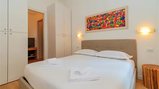 Apartments in Milano Zona 8 - Fiera, Gallaratese, Quarto Oggiaro - photo 2