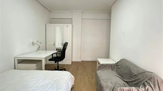 Rooms in Castellón de la Plana/Castelló de la Plana - photo 4