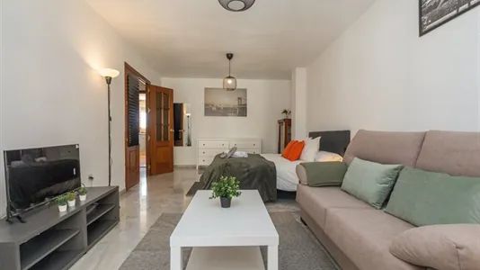 Rooms in Málaga - photo 5