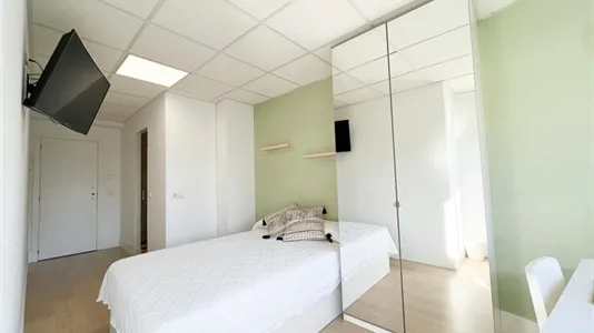Rooms in Madrid Chamberí - photo 3