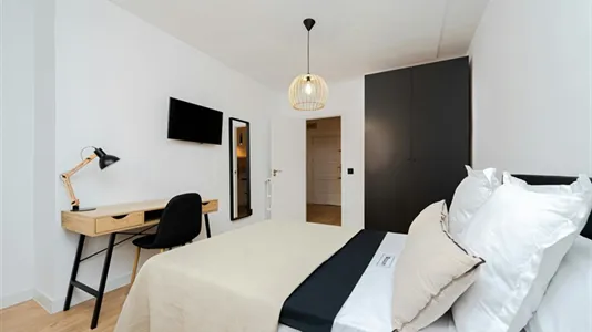 Rooms in Madrid Chamberí - photo 4