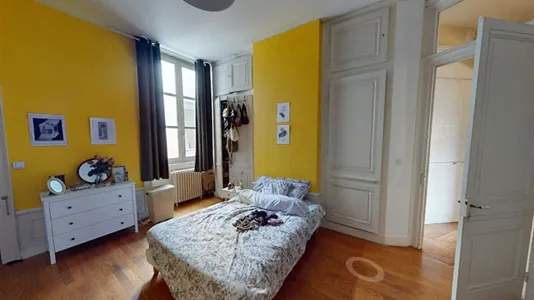 Rooms in Lyon - photo 2