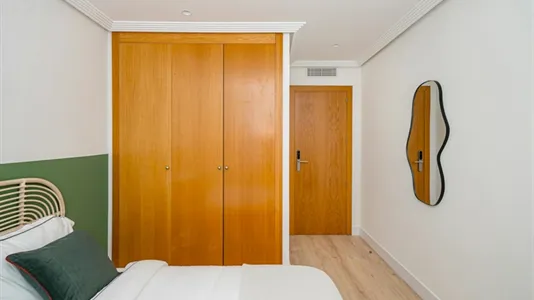 Rooms in Madrid Chamartín - photo 4