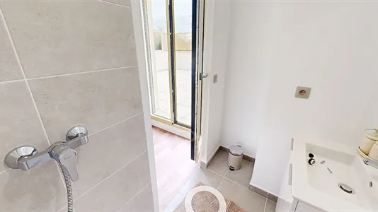 Rooms in Lyon - photo 4