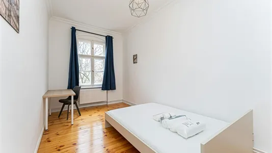 Rooms in Berlin Charlottenburg-Wilmersdorf - photo 5