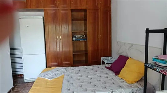 Rooms in Madrid Puente de Vallecas - photo 8