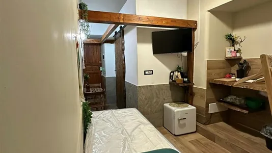 Apartments in Napoli Municipalità 4 - photo 1