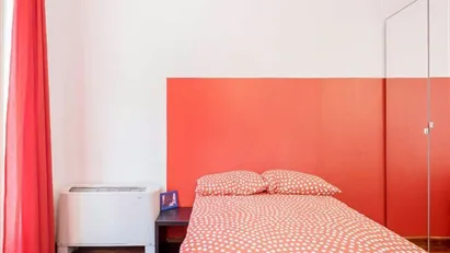 Room for rent in Milano Zona 1 - Centro storico, Milan