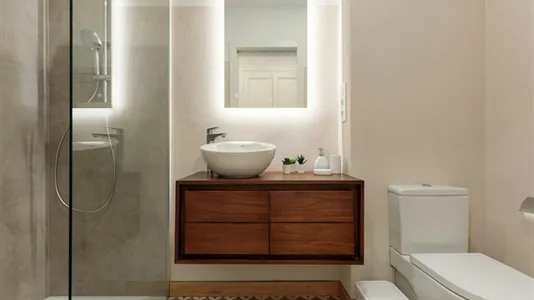 Rooms in Barcelona Eixample - photo 5