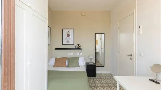 Rooms in Barcelona Eixample - photo 6